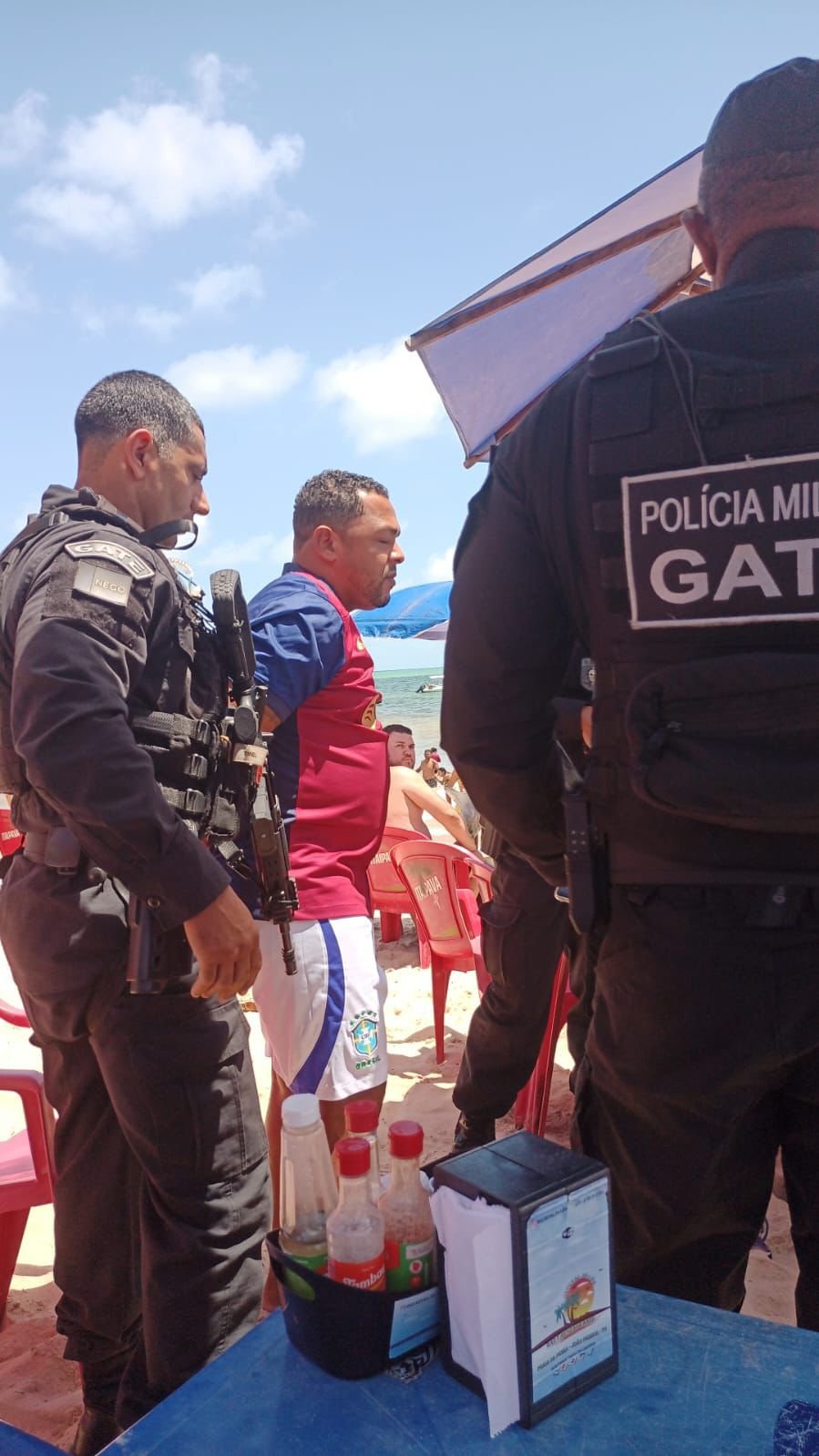 Líder de facção criminosa da Bahia é preso em praia de João Pessoa