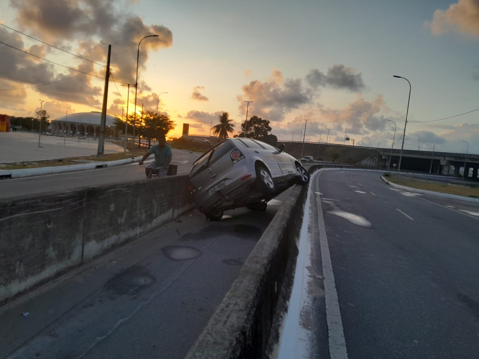 (foto: divulgação/COTT/Semob-JP) carro