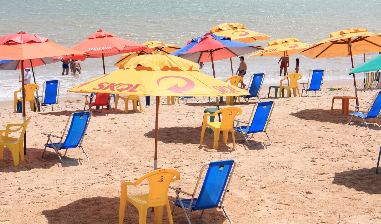 Projeto que disciplina guarda-sóis nas praias da Capital deve ser votado hoje na Câmara Municipal