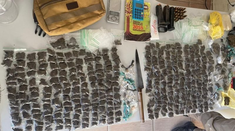 Homem apontado como dono de ‘bistrô’ de drogas é preso no Valentina Figueiredo