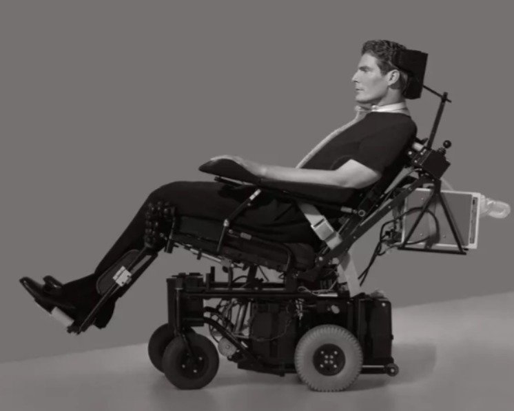 O dia em que uma queda de cavalo mudou para sempre a vida de Christopher Reeve