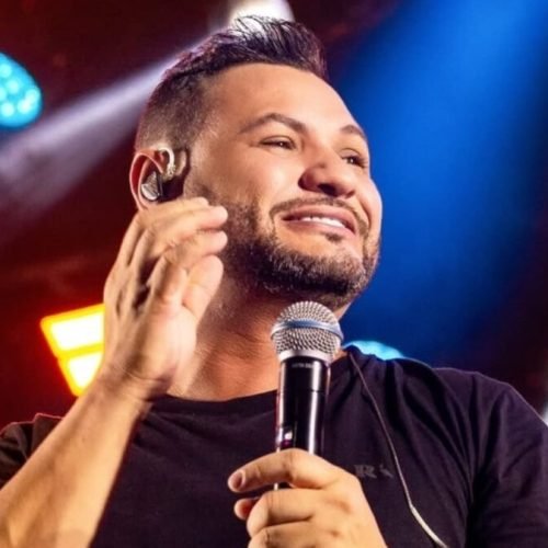 Justiça mantém prisão de Lenno, vocalista da Desejo de Menina