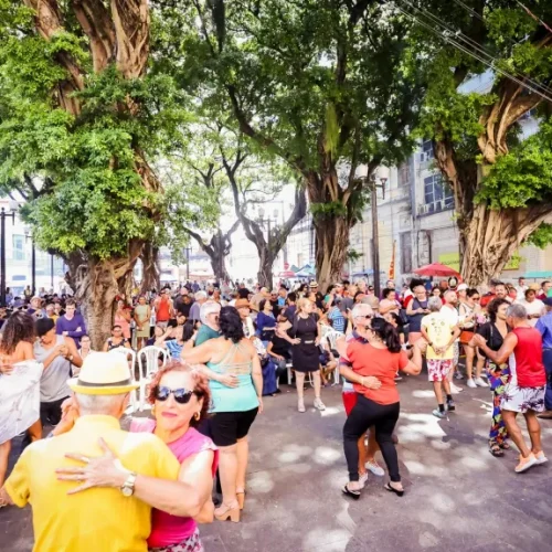Sabadinho Bom tem forró com sanfoneiro Luizinho Calixto neste final de semana