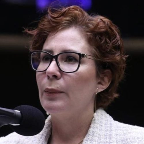 TRE-SP forma maioria para cassar mandato da deputada Carla Zambelli